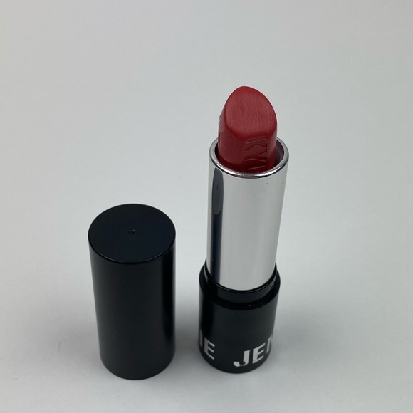 Kylie Jenner Cosmetics Crush Matte Lipstick